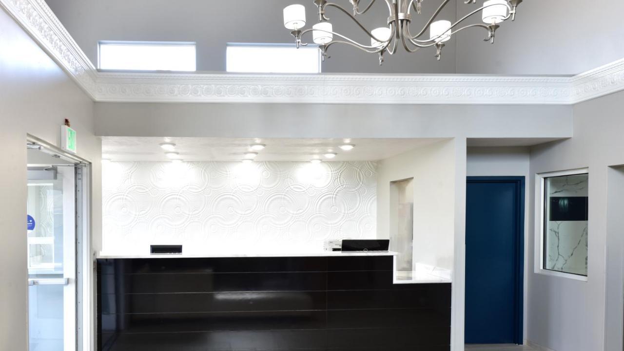 Days Inn By Wyndham Springville Buitenkant foto